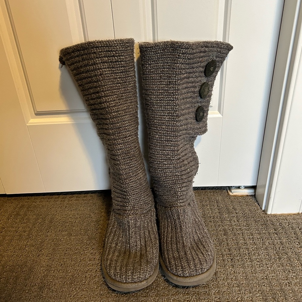 UGG Women’s Classic Cardy Knitted Boots